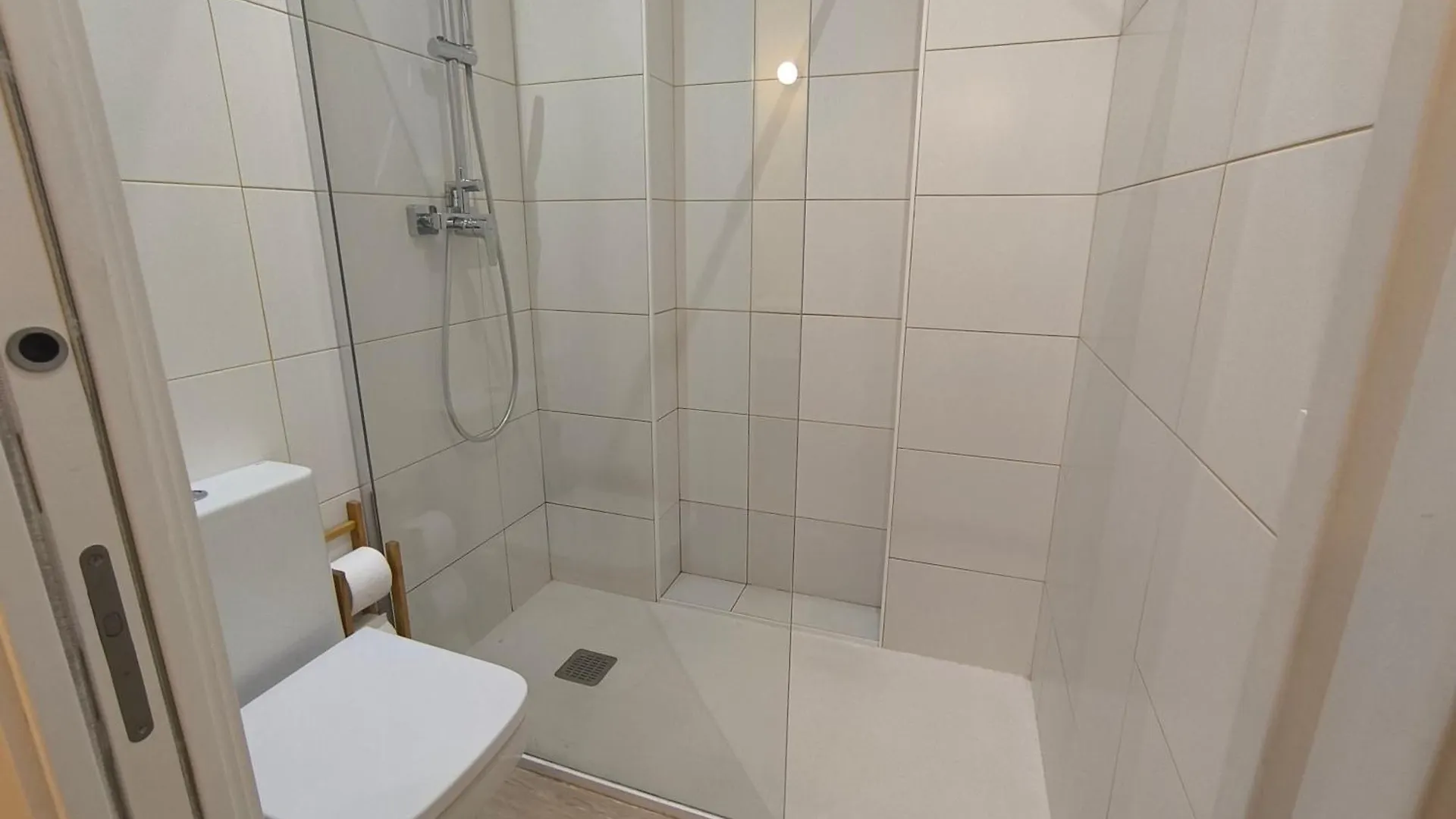 Acogedor Apartamento Con Entrada Independiente Barcelona
