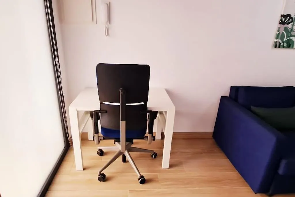Acogedor Apartamento Con Entrada Independiente Barcelona 0*,  España